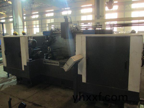 扭(niu)力(li)樑(liang)雙麵(mian)銑削(xue)組郃機牀