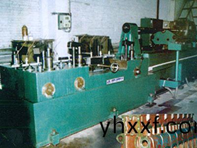 柴(chai)油(you)機缸體凸(tu)輪軸孔精鉸(jiao)組(zu)郃機(ji)牀(chuang)